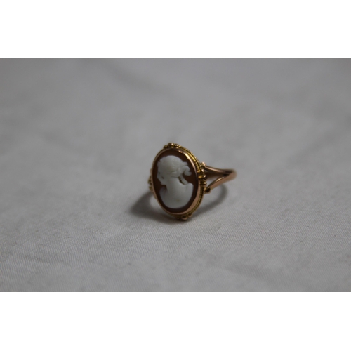 1141 - ANTIQUE 9CT GOLD CAMEO RING - BIRMINGHAM 1915 - 2.65G TOTAL WEIGHT - SIZE N