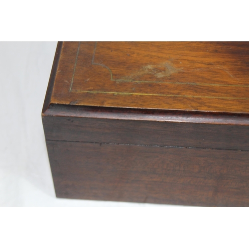 518 - VINTAGE WOODEN BOXED CANTEEN
42 X 27 X 14CM