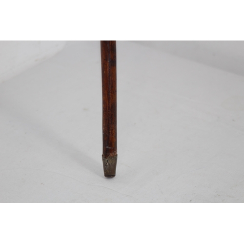 287 - SILVER MOUNTED TWIST STEM WALKING STICK WITH VACANT CARTOUCHE - LONDON 1913
91CM