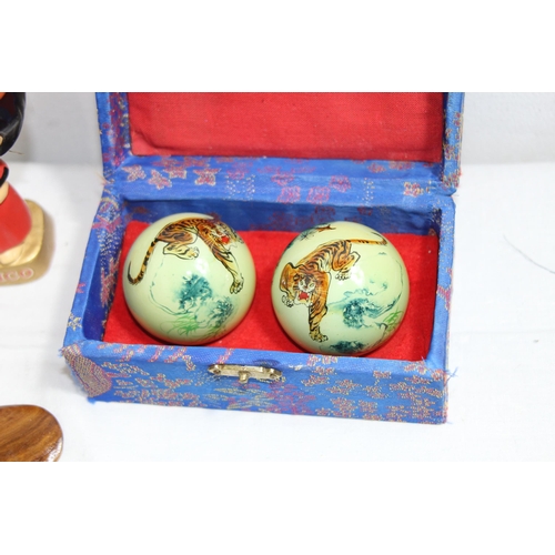 539 - BOX OF INTERESTING INCLUDING ORIENTAL DOLLS