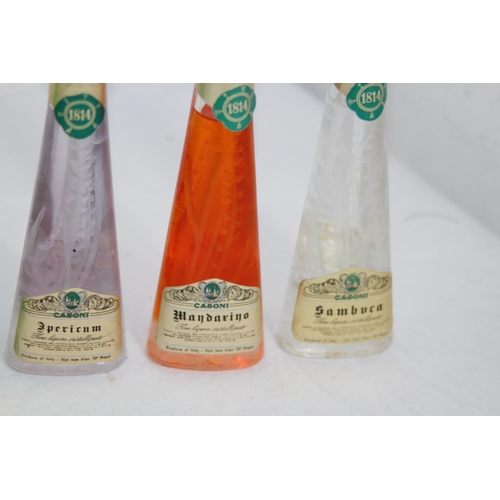 540 - 10 X 1970'S ITALIAN CASONI CRISTALLIZZATO LIQUER MINIATURES