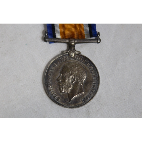 693 - WWI MEDAL GROUP DUO WITH ISSUING ENVELOPE TO G20937 PTE A.E BRICE R. W KENT R