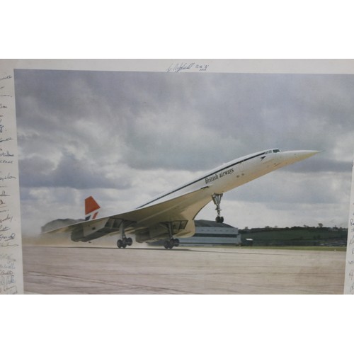 481 - CONCORDE MODEL AND 2 X PICTURES 
65 X 55CM