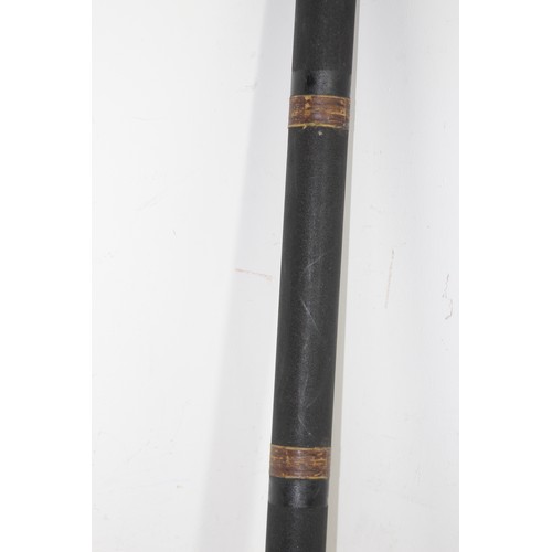 392 - ANTIQUE TELESCOPE
100CM