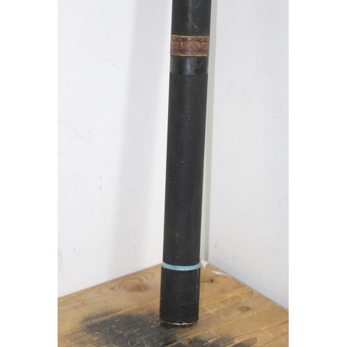 392 - ANTIQUE TELESCOPE
100CM