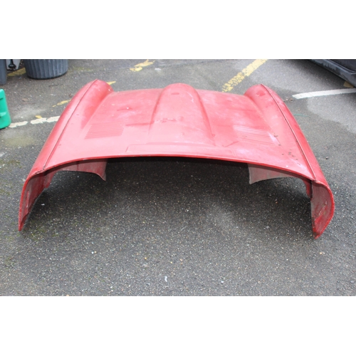 462 - VINTAGE GT6 FIBREGLASS BONNET 
143 X 148CM