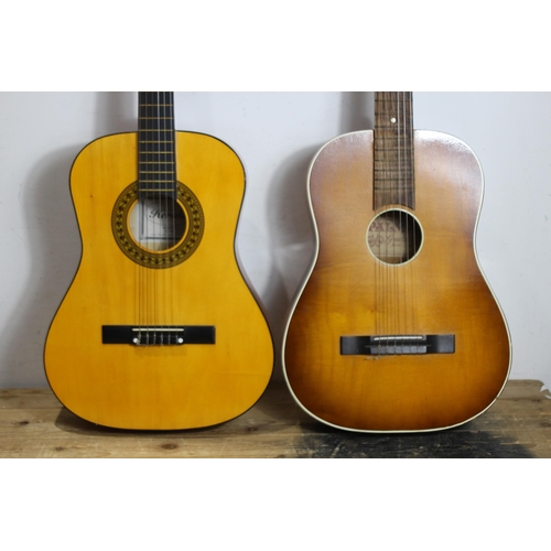 670 - 2 X GUITARS