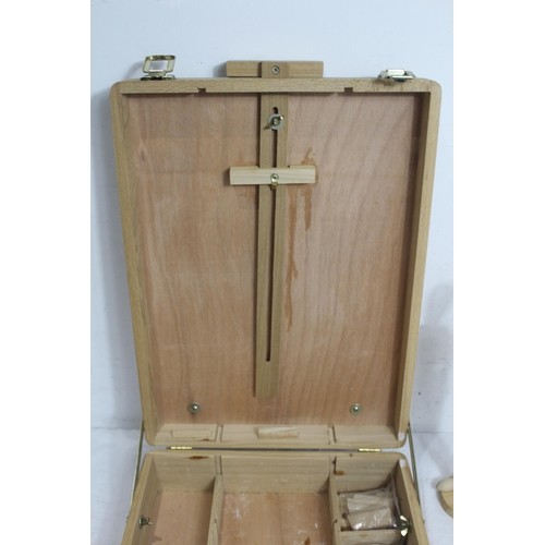 571 - 2 X ARTIST EASELS