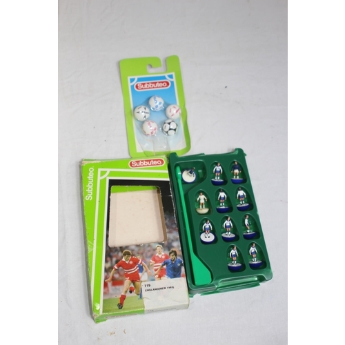 637 - VINTAGE SUBBUTEO GAME PLUS ACCESORIES