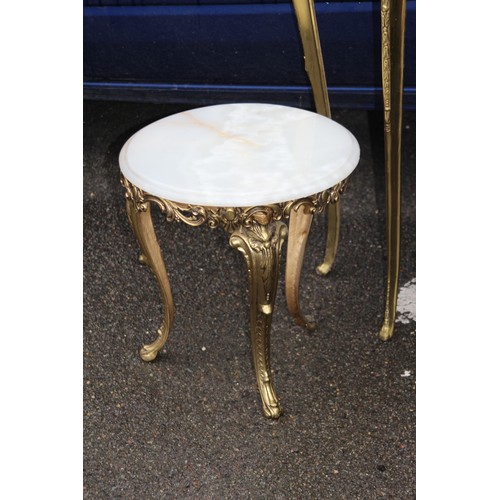 32A - 4 X ORNATE BRASS AND ALABASTA TABLES INCLUDING LARGE DEMI LUNE 2 A/F TOPS
106 X 80 X 33CM