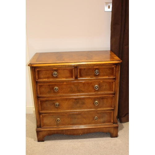 18 - REPRODUCTION  2/3 CHEST OF DRAWERS 
78 X 42 X 76CM