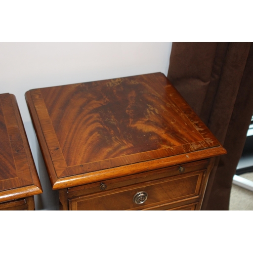 20 - PAIR OF REPRODUCTION BEDSIDE TABLES 
41 X 36 X 76CM