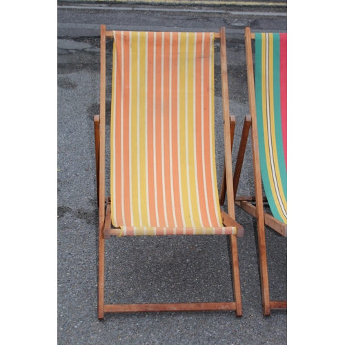 24 - 3 X VINTAGE DECKCHAIRS