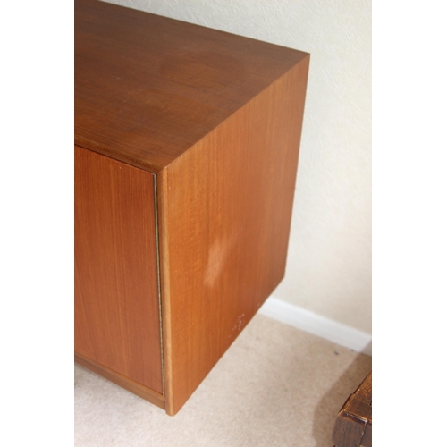 31 - RETRO McINTOSH SIDEBOARD 
214 X 49 X 77CM