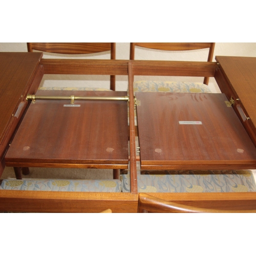 32 - McINTOSH DOUBLE BUTTERFLY LEAF EXTENDING DINING TABLE AND SIX CHAIRS  INCLUDING 2 CARVER CHAIRS
160 ... 