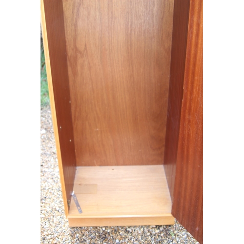 39 - RETRO MEREDEW WARDROBE 
61 X 43 X 153CM