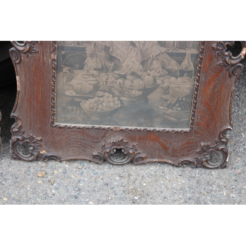 139 - 2 X ANTIQUE FRAMED BLACK AND WHITE PRINTS
56 X 47CM