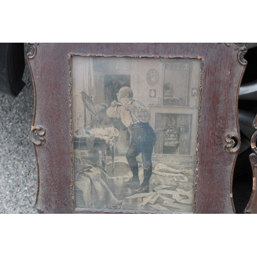 139 - 2 X ANTIQUE FRAMED BLACK AND WHITE PRINTS
56 X 47CM