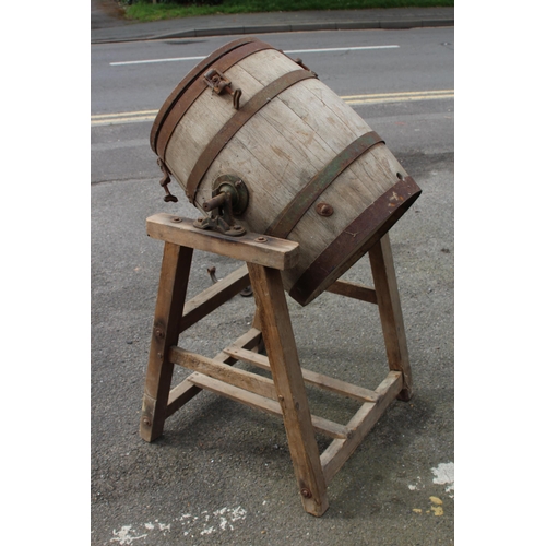 105 - ANTIQUE BUTTER CHURN
116 X 70 X 66CM