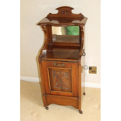 4 - EDWARDIAN COAL SCUTTLE AND 2 DINING CHAIRS 
38 X 35 X 98CM