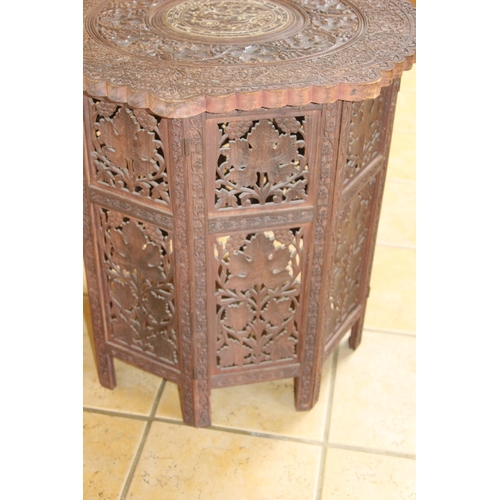 9 - LARGE EASTED CARVED INLAID FOLDING PLATTER TOP TABLE
64 X 68CM