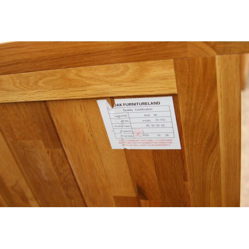 82 - OAK FURNITURELAND 2/3 OAK CHEST OF DRAWERS 
98 X 43 X 98CM