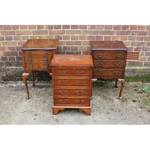 72 - QUANTITY OF VINTAGE BEDSIDE TABLES  x3
42 X 72 X 41CM