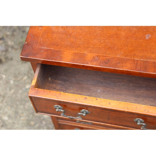 72 - QUANTITY OF VINTAGE BEDSIDE TABLES  x3
42 X 72 X 41CM