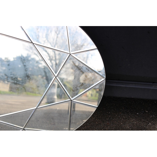 111 - 2 X MODERN MIRRORS
109 X 79CM