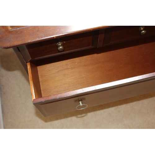 21 - STAG MINSTREL CHEST OF DRAWERS 
83 X 47 X 70CM