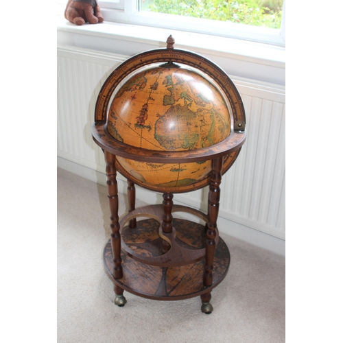 23 - VINTAGE GLOBE DRINKS CABINET 
52 X 100CM