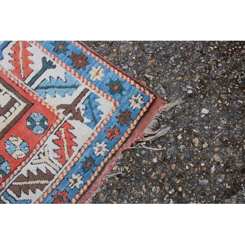 281 - VINTAGE EASTERN RUG
218 X 152CM