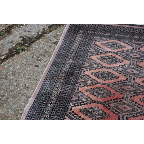 283 - VINTAGE EASTERN RUG SIGHNED
196 X 126CM