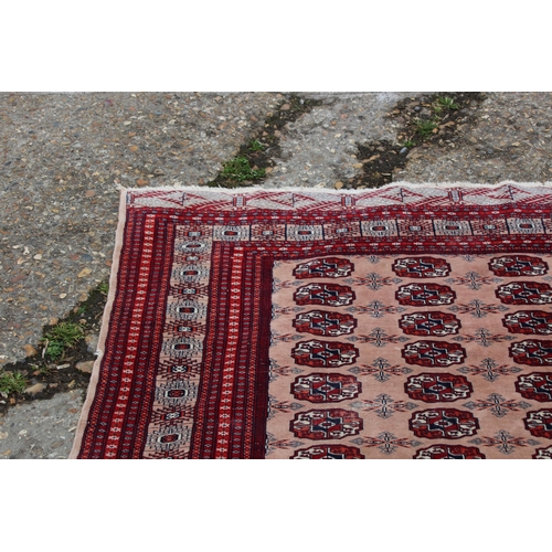 284 - VINTAGE EASTERN RUG
188 X 126CM