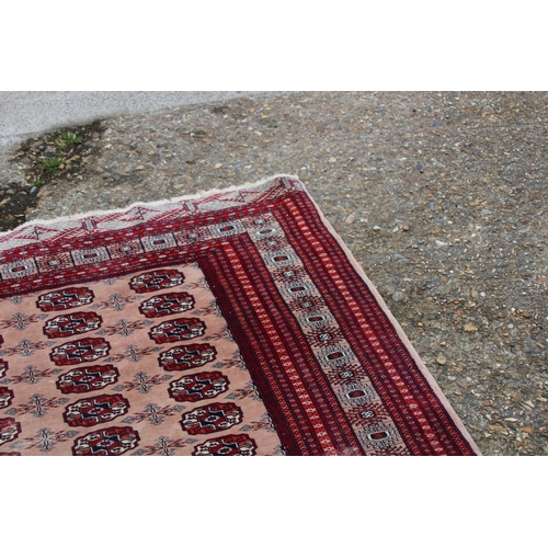 284 - VINTAGE EASTERN RUG
188 X 126CM