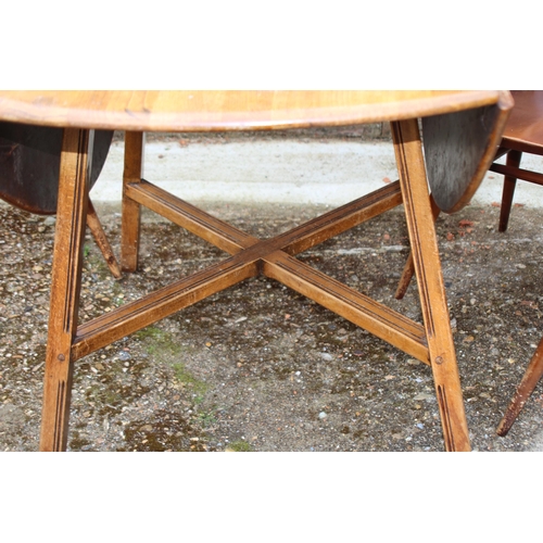 28 - ERCOL DROP LEAF DINING TABLE AND 4 ERCOL FLEUR DE LYS PATTERN CHAIRS 
113 X 123 X 71CM OPEN AND 62CM... 