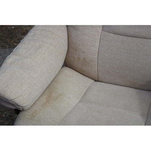 34 - EKORNES STRESSLESS CREAM FABRIC RECLINER SOFA AND CHAIR
155 X 75 X 77CM