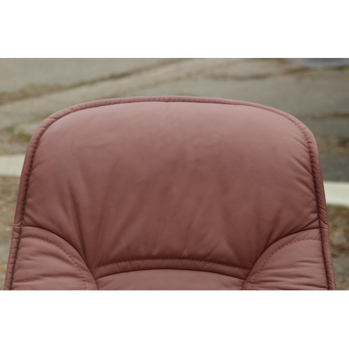 35 - EKORNES STRESSLESS PINK LEATHER RECLINER CHAIR AND STOOL
78 X 77 X 103CM