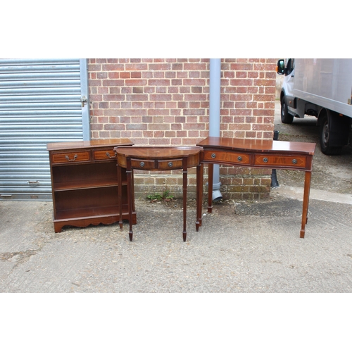 45 - 3 X PIECES OF REPRODUCTION FURNITURE 
100 X 47 X 77CM