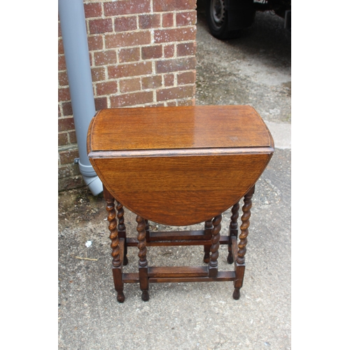 52 - QUANTITY OF EDWARDIAN FURNITURE x6