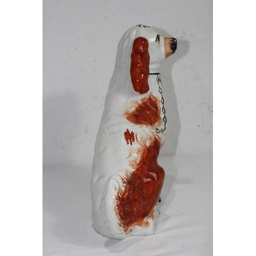 860 - LARGE STAFFORDSHIRE DOG
31CM