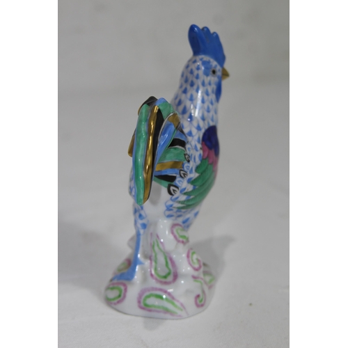 861 - HEREND CHICKEN FIGURE 
13.5 X 12CM