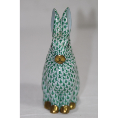 862 - HEREND RABBIT FIGURE 
13.5CM