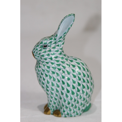 862 - HEREND RABBIT FIGURE 
13.5CM