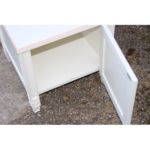 50 - SIX PIECES OF WHITE HARD-GLOSS FURNITURE
35 X 35 X 70CM