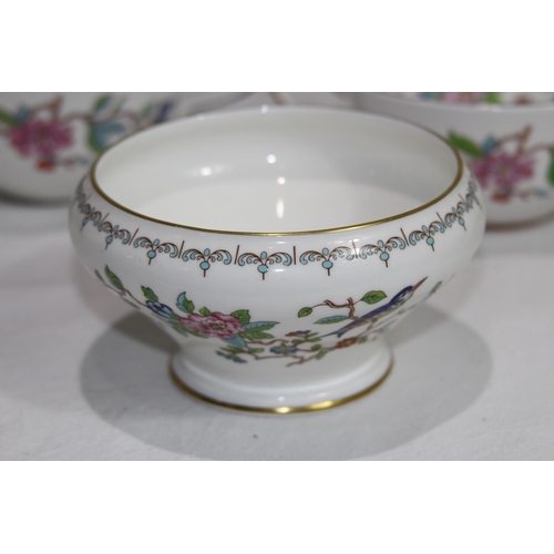 300 - LARGE QUANTITY OF AINSLEY CHINA DINNER SERVICE