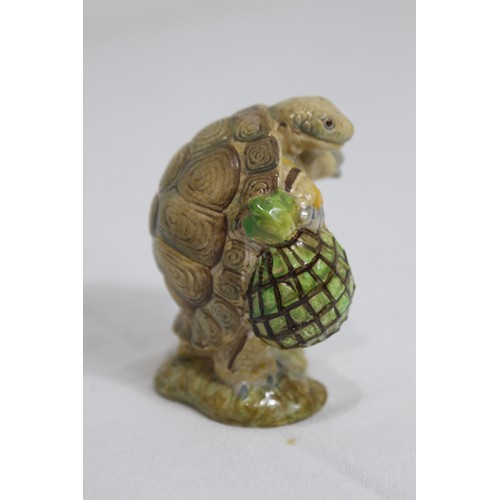 867 - BESWICK BEATRICE POTTER TORTOISE 
18CM