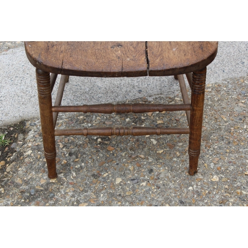 16 - VINTAGE BUREAU, ANTIQUE CHAIR AND LAMP
70 X 41 X 74CM