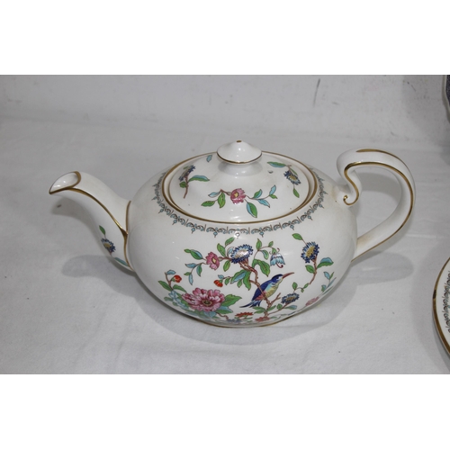 300 - LARGE QUANTITY OF AINSLEY CHINA DINNER SERVICE