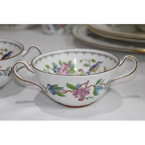 300 - LARGE QUANTITY OF AINSLEY CHINA DINNER SERVICE